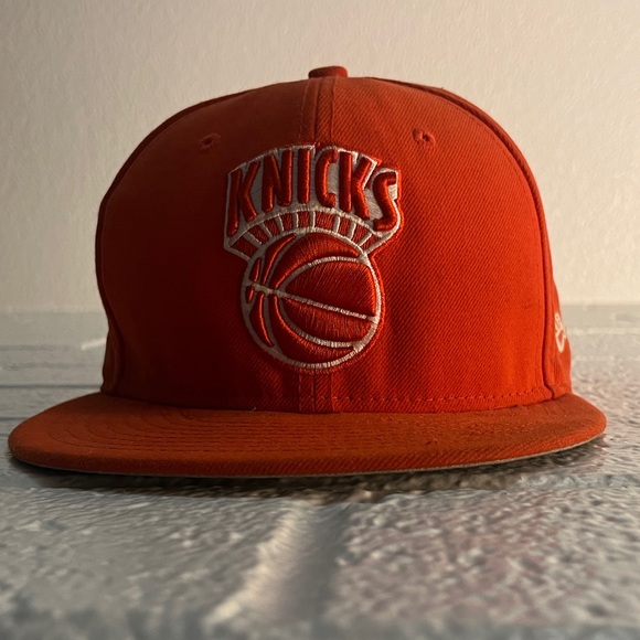 New York Knicks Vintage Hardwood Classics Fitted Hat - Picture 4 of 5